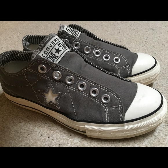 converse slip on tennis shoes